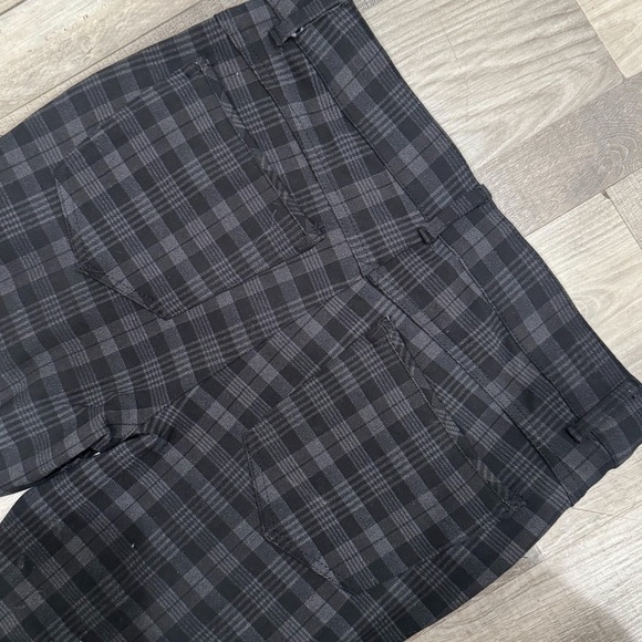 Wit & Wisdom Ab-Solution Ponte Black & Gray Plaid Skinny Pants size 4 ❤️ - Picture 4 of 5